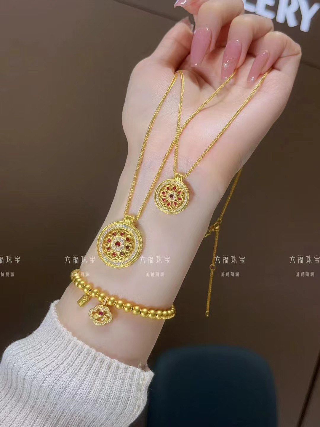 6年前2459元买入，现在涨到4048元！老相机成“电子黄金”，多的甚至涨价10倍，网友拍大腿：卖早了