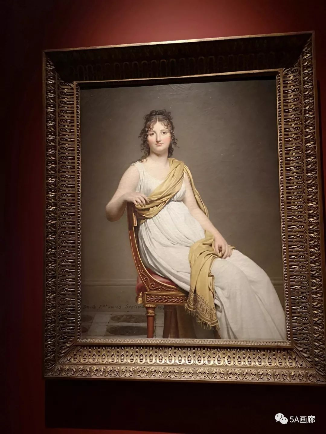 法国卢浮宫博物馆馆长德卡尔辞职