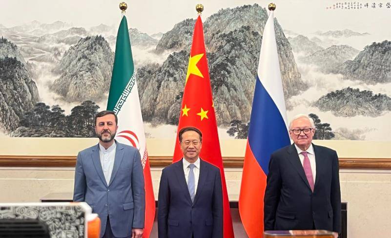 伊朗外长会见阿曼外交大臣 伊美第三轮间接谈判开始