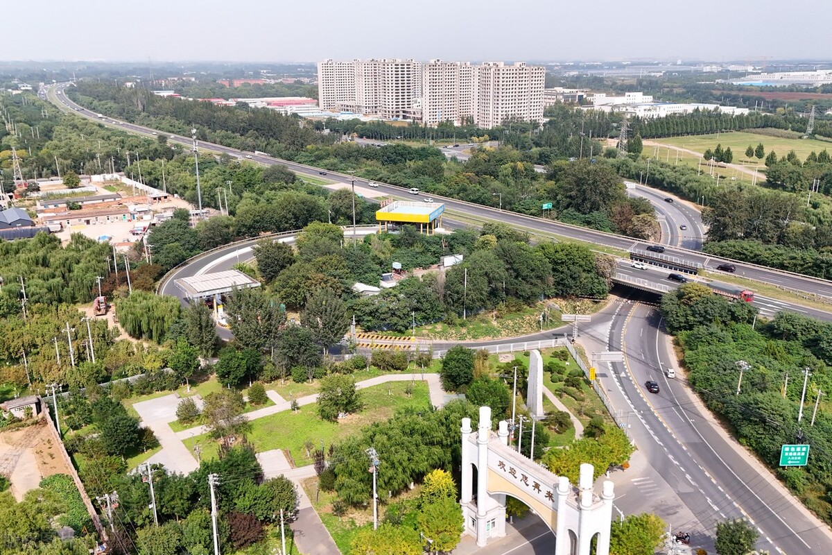 人保财险 ,拥有“如意行”驾乘险，出行更顺畅！_2025年研学旅行行业深度分析：现状洞察、前景展望与未来趋势