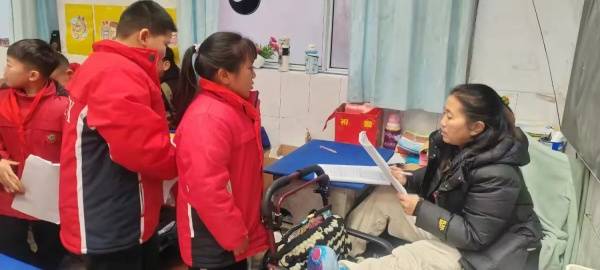 记者手记:瑞雪映初心 代表委员信心升腾