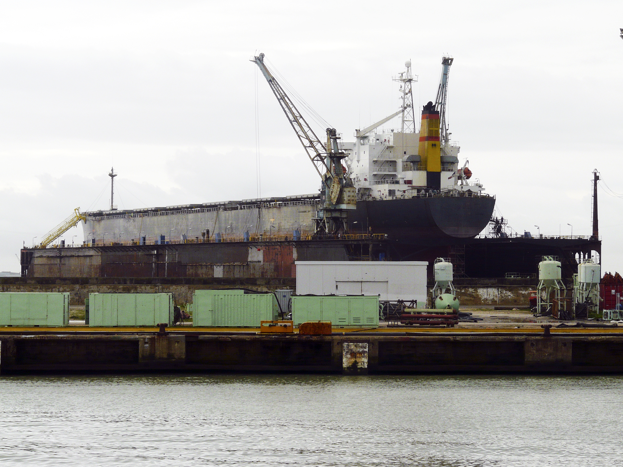 机构：2026年船舶行业景气有望修复