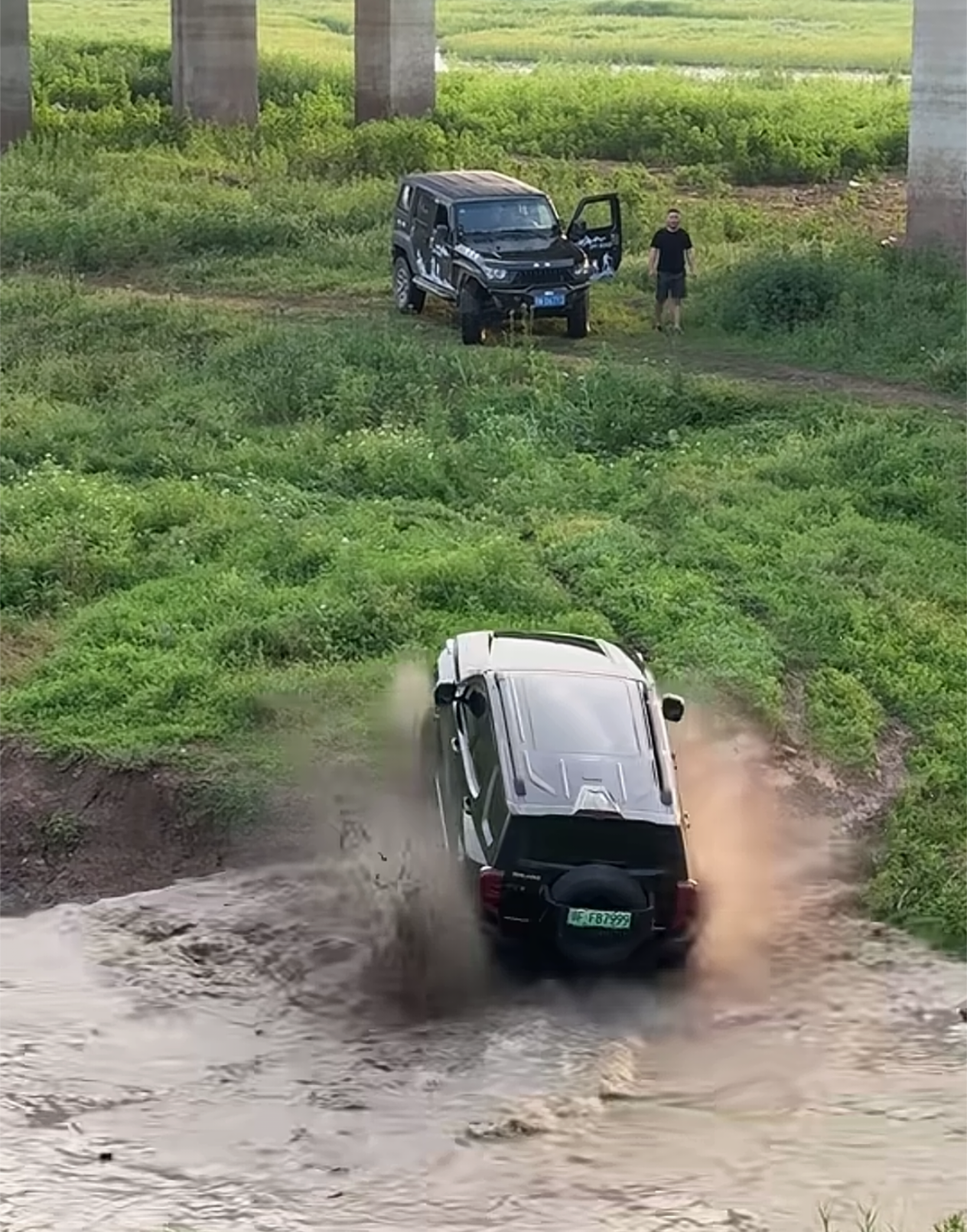 魏建军，紧急道歉！