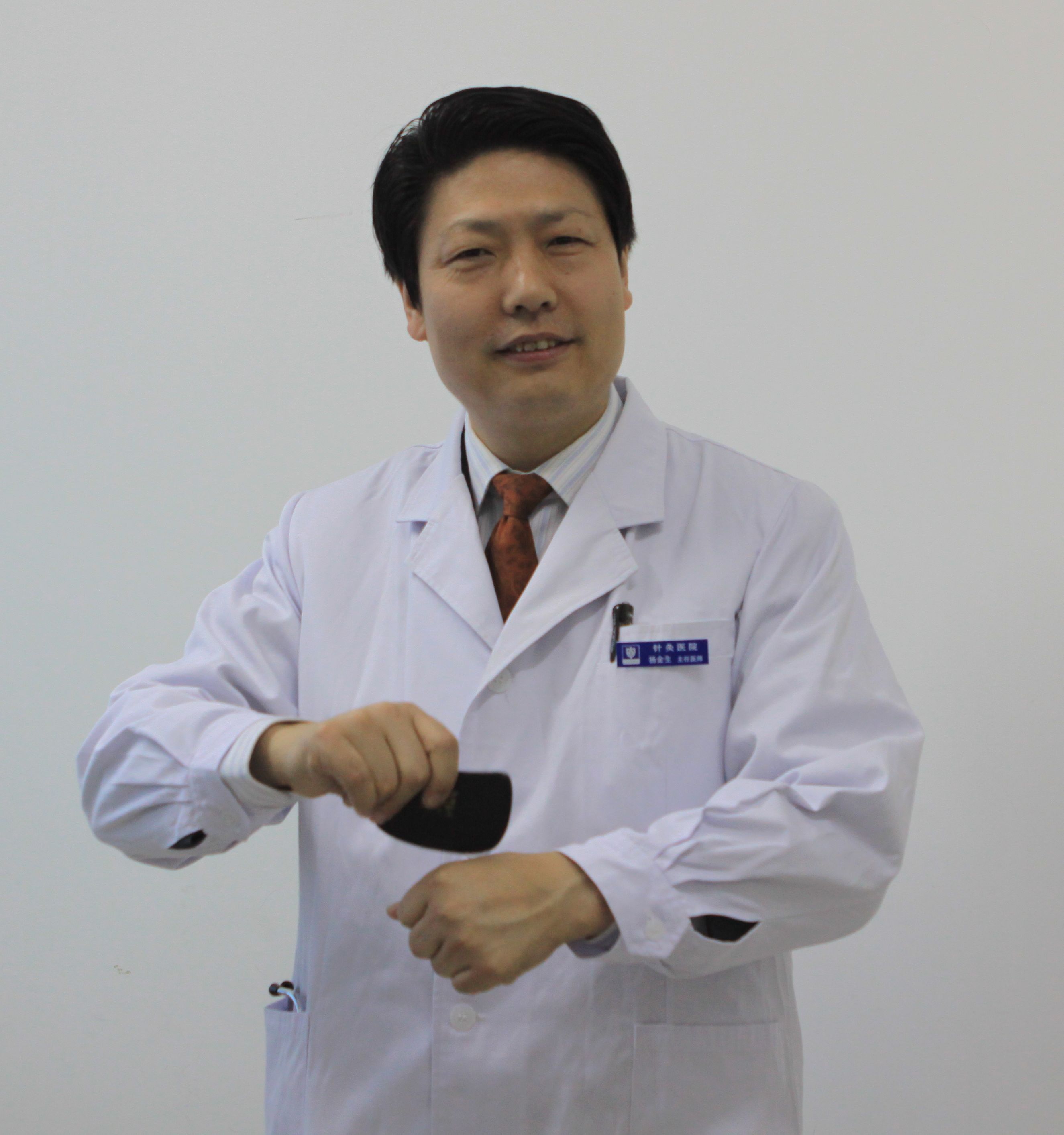 把中国好药卖到世界 政协委员赵宏：建议尽快拿下世卫组织“国际通行证”