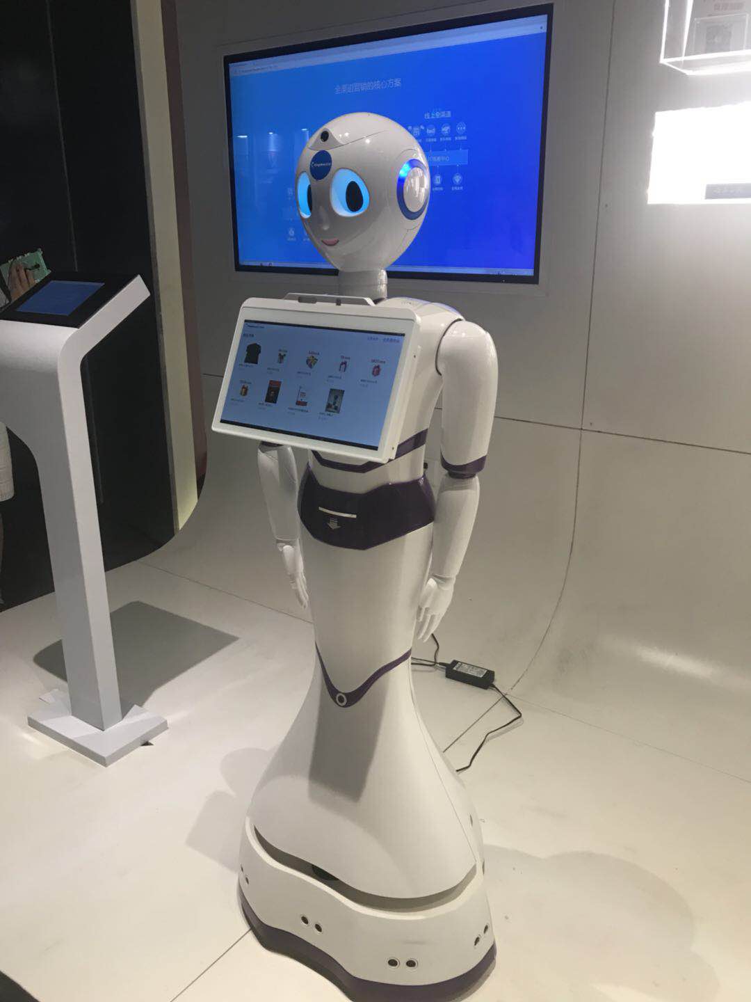 金蝶国际(00268.HK)3月20日回购100.00万股，耗资970.00万港元