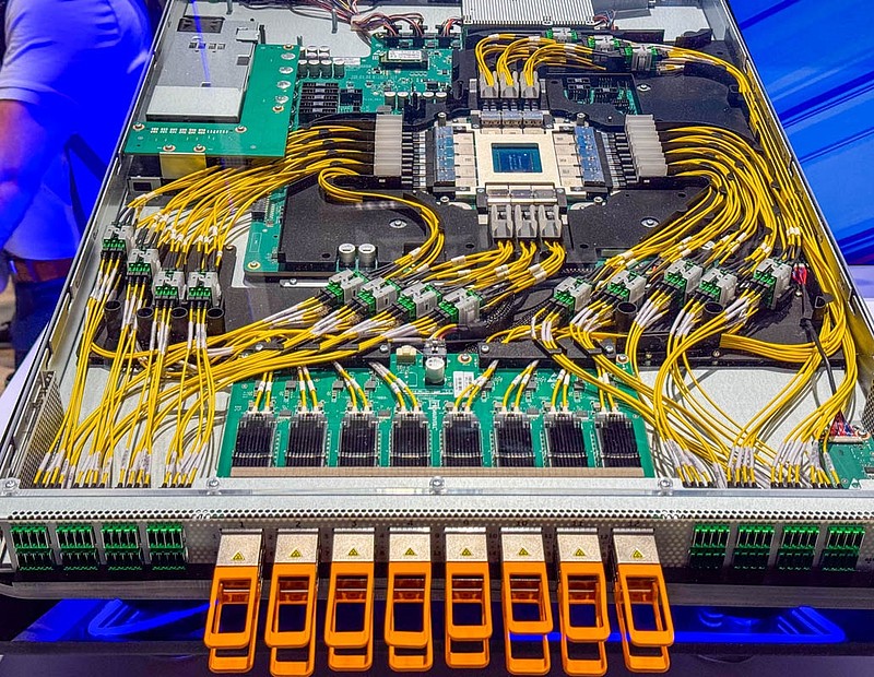 罗博特科：与一家于纳斯达克上市的公司签署3570万美元订单