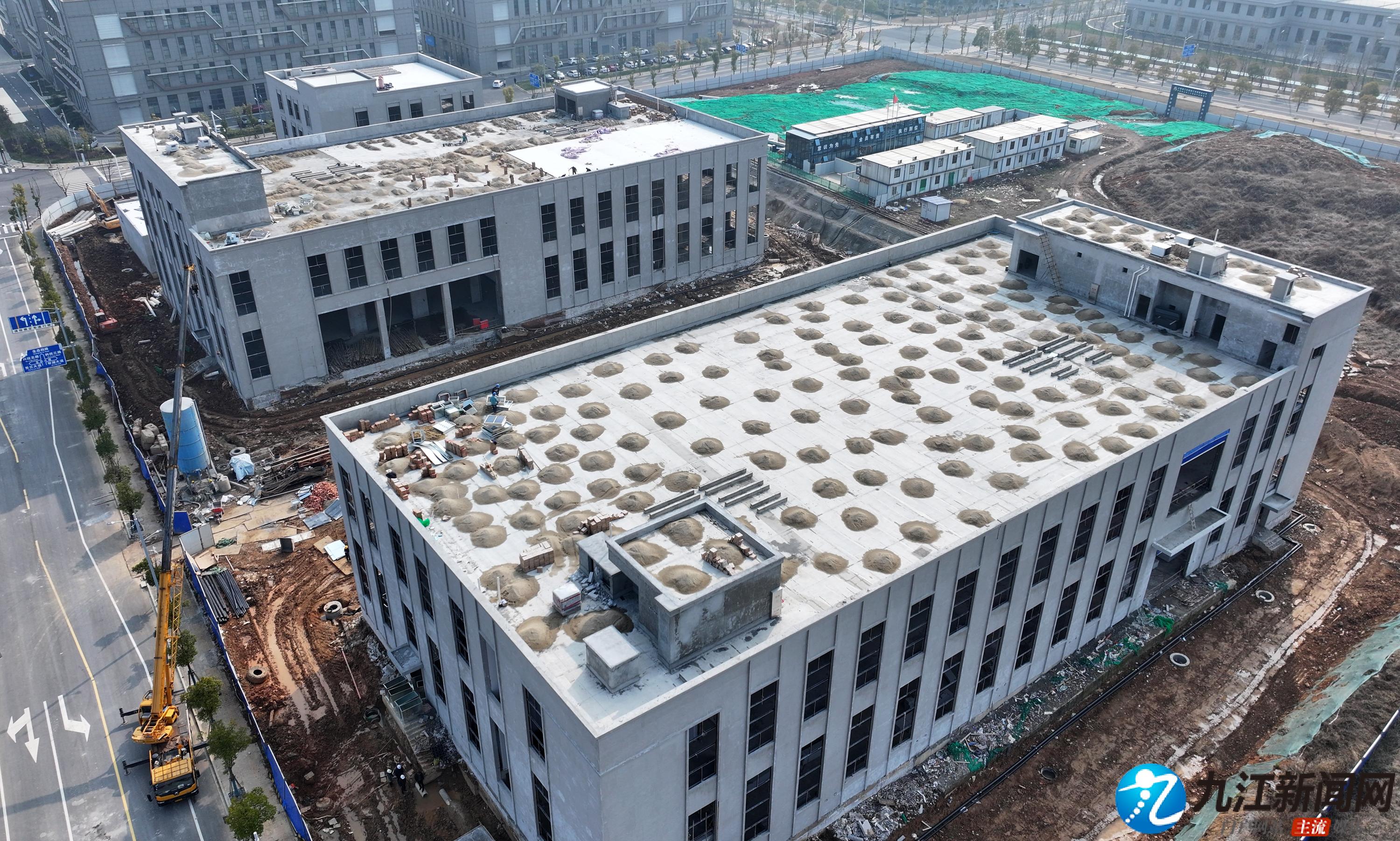 推广“人工智能优先”理念 加快产业项目落地 欧盟着力打造全球人工智能“第三极”