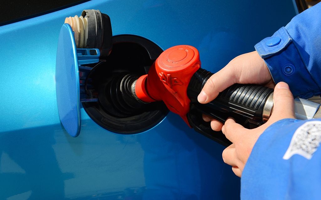 中曼石油业绩两连降，油价下行拖累利润，核心勘探开发业务增产不增利